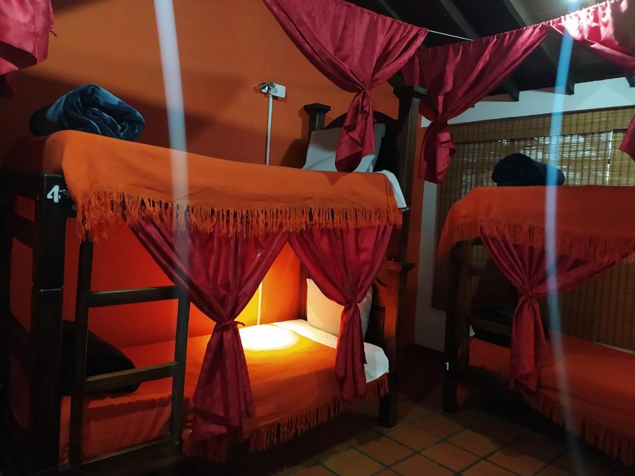 82Hostel Bogota Luaran gambar