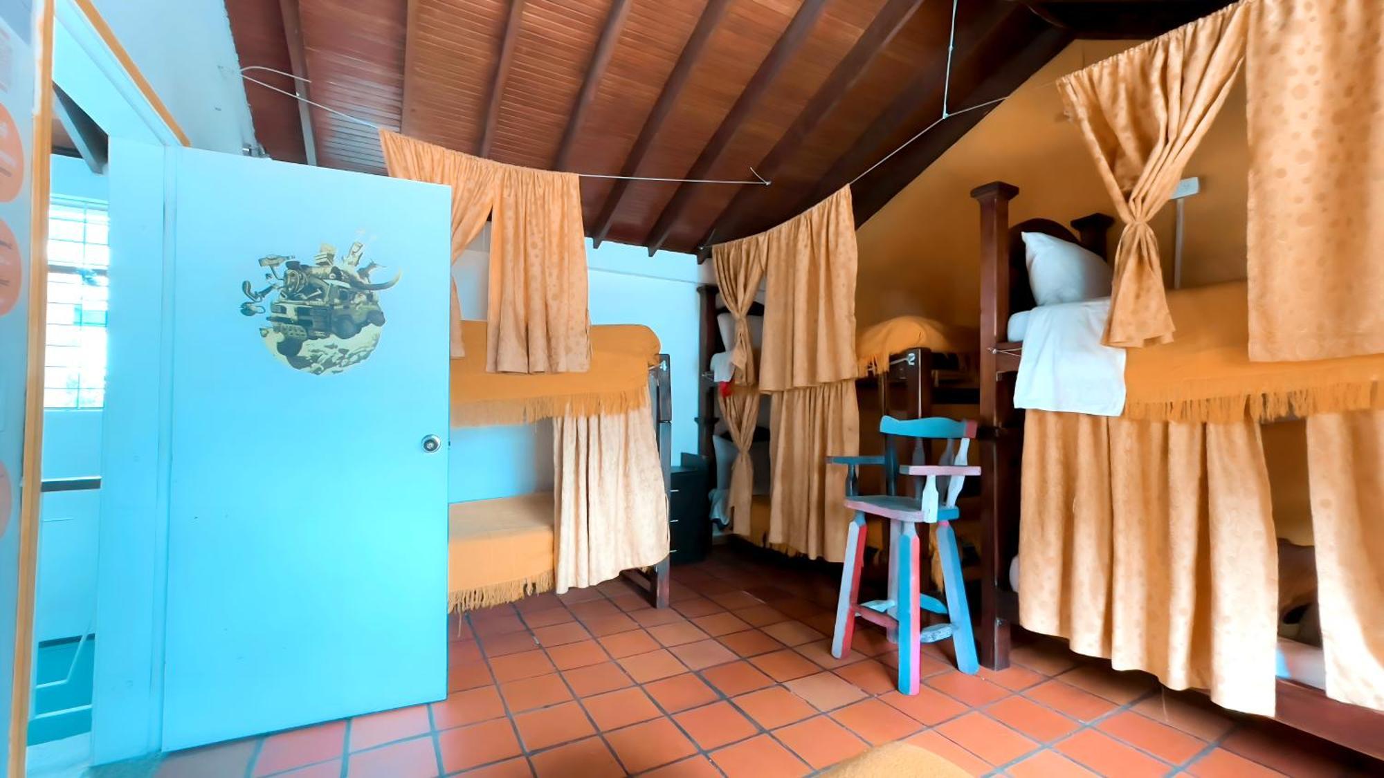 82Hostel Bogota Luaran gambar