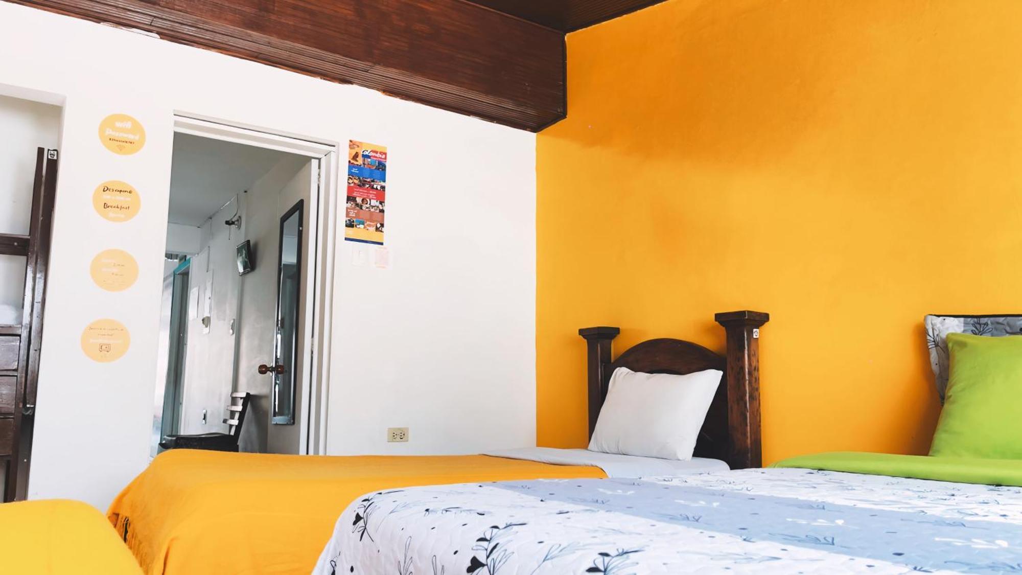 82Hostel Bogota Luaran gambar